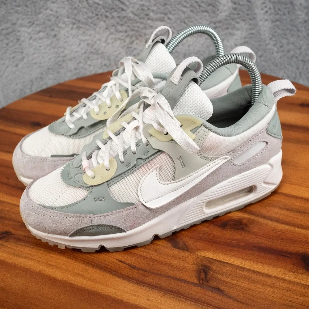 Size 6.5 Women Nike Air Max 90 'Mint Green' DM9922-105